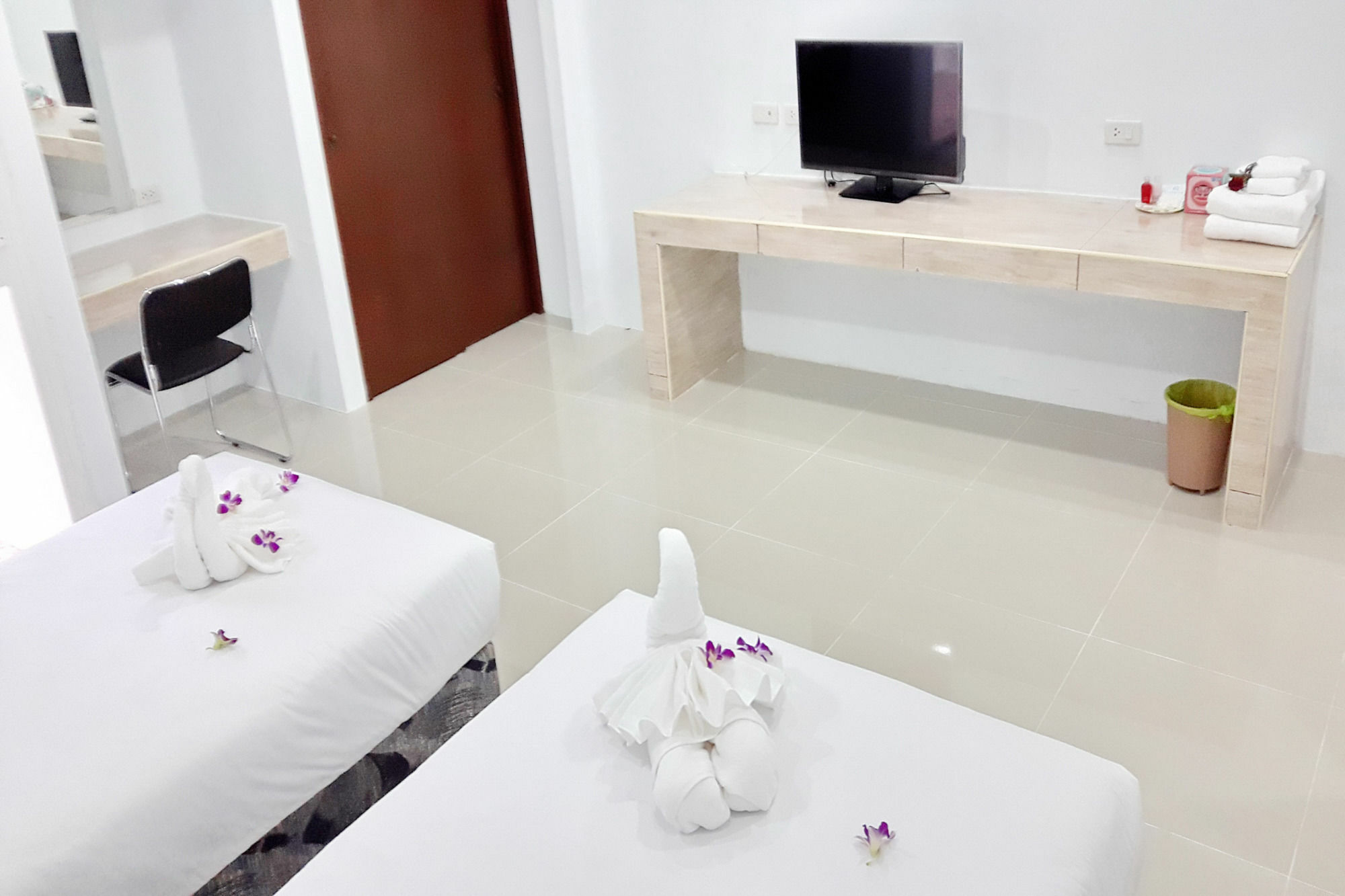 Naiyang Place - Phuket Airport Eksteriør billede